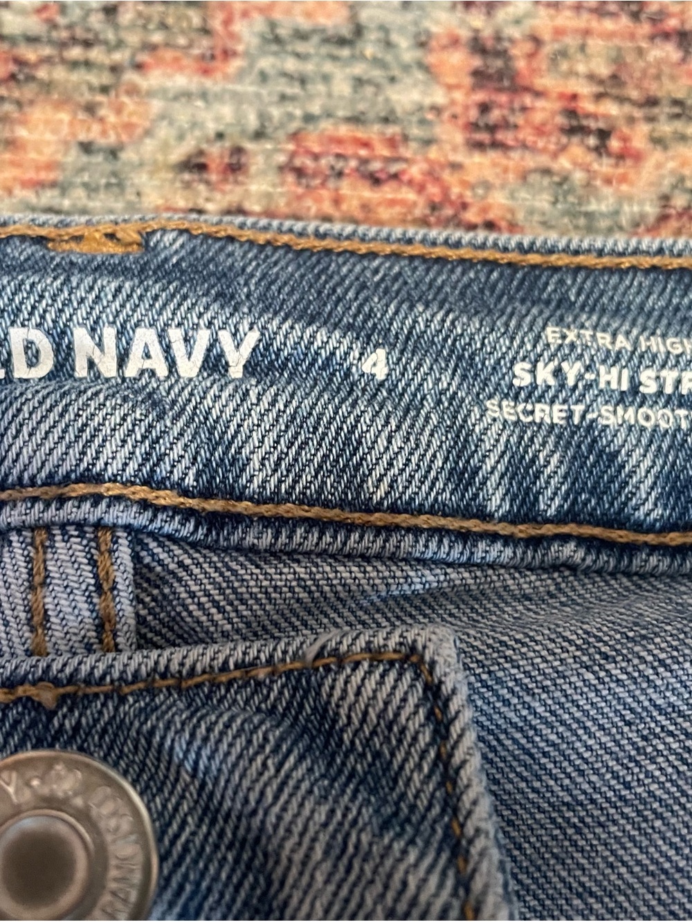 Old Navy Women's Light Blue Distressed Sky-Hi Straight Cut Botton-Fly Jeans - Picture 6 of 11